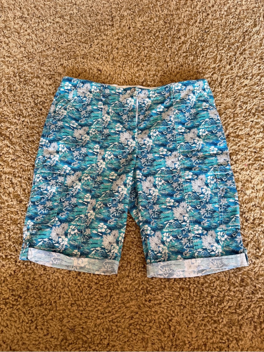 Chico’s Tropical Floral Bermuda Shorts Blue White Coastal Size 2